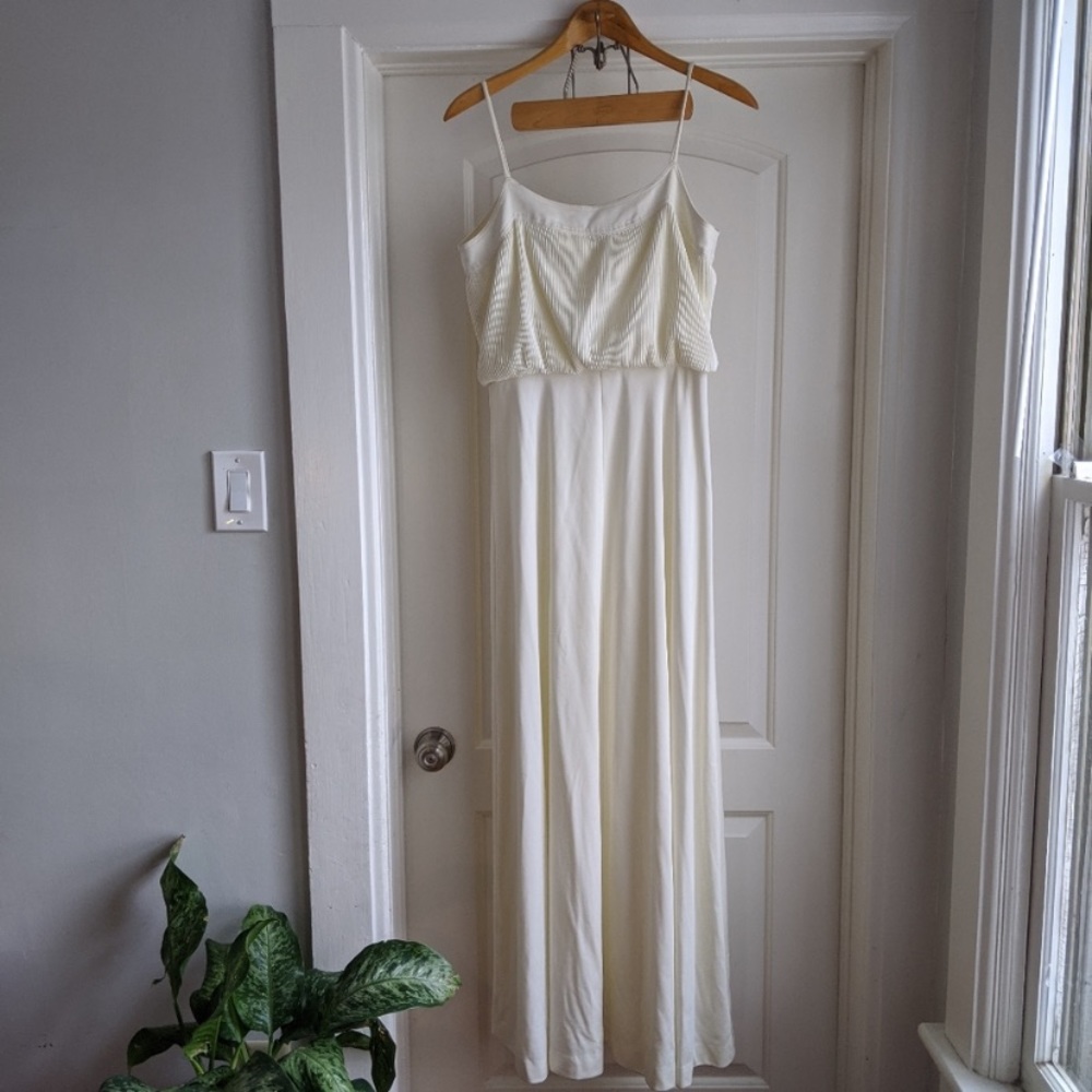 Vintage 1970’s Simple Wedding Dress